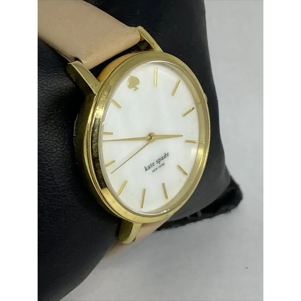 Kate Spade New York 0073 Women Beige Leather White Analog Dial Wrist Watch XX557